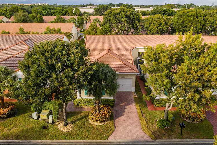 6253 Heliconia Road Delray Beach, FL 33484