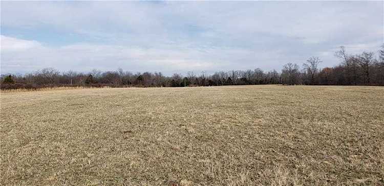 E Cowan Rd Highfill, AR 72712