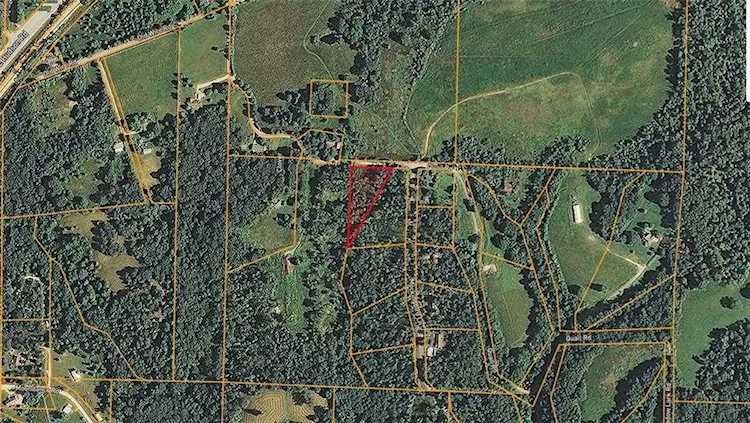 Quail Rd Rogers, AR 72756