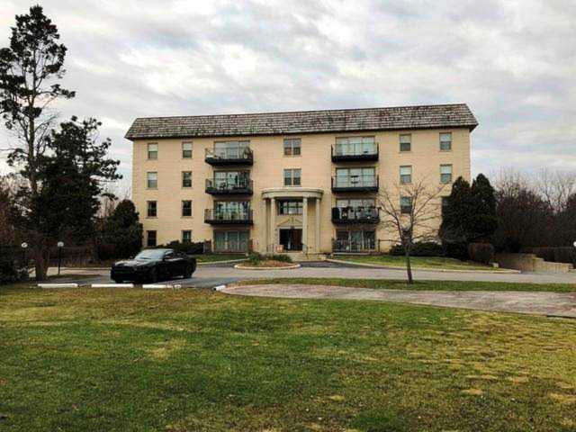 9601 W Golf Rd #203 Des Plaines, IL 60016