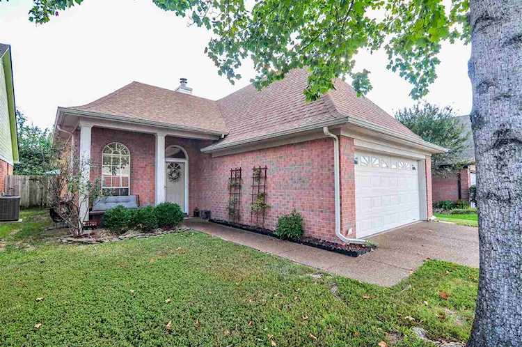 8661 S Ashley Glen Cir Memphis, TN 38018 | MLS 10063162 Photo 1