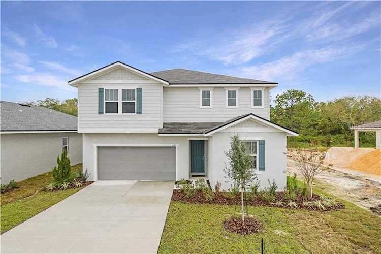 229 Summershore Drive Auburndale, FL 33823