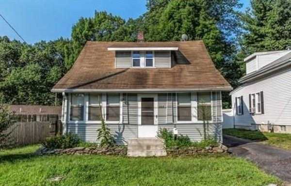 268 Shawmut St Springfield, MA 01108