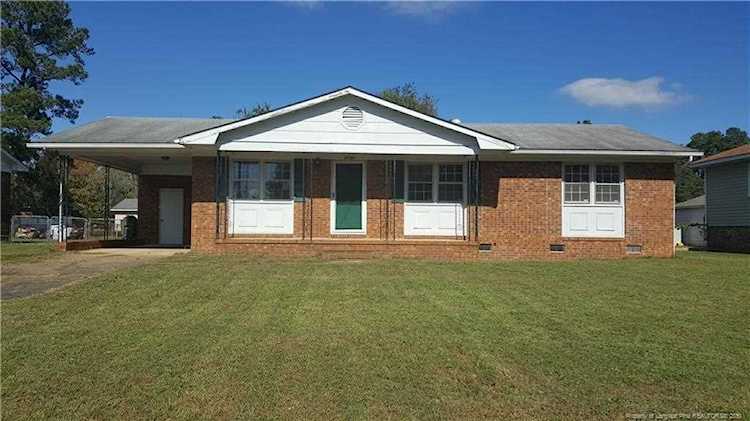 2135 Quailridge Dr Fayetteville, NC 28304 | MLS 620650 Photo 1