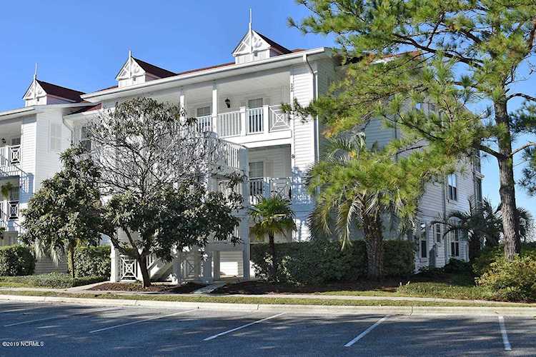 Home For Sale At 104 Turtle Cay, Wilmington NC in Beau Rivage Photo 1