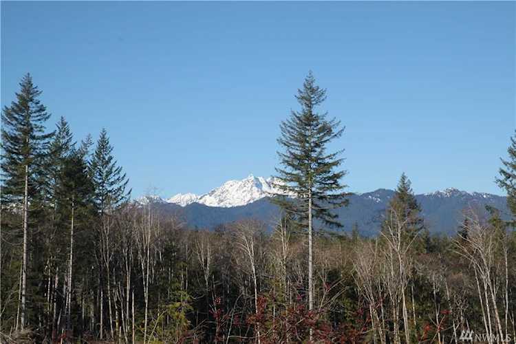 23611 W Ludvick Lake Rd Seabeck, WA 98380