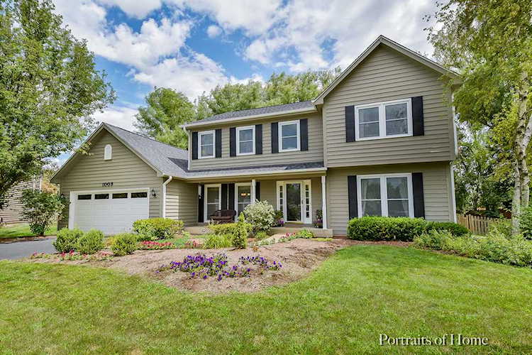 1008 Hollingswood Ct Naperville, IL 60564