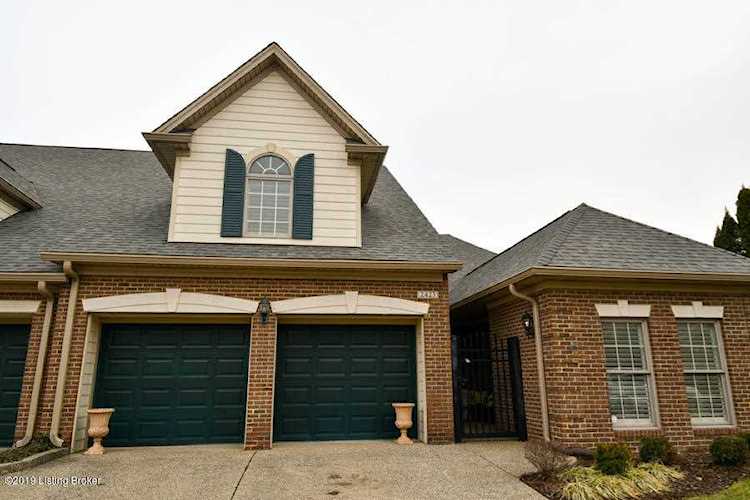 2423 Tradition Cir Louisville, KY 40245