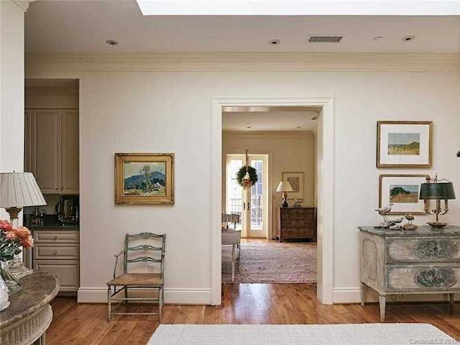 486 Fenton Place Charlotte, NC 28207 | MLS 3377819 Photo 1