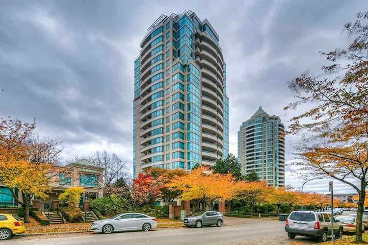 6611 Southoaks Crescent #207 Burnaby, BC V5E 4L5