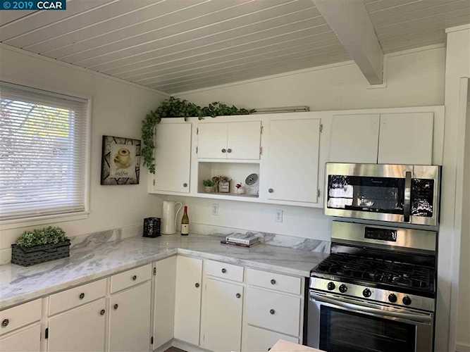 204 Riley Drive Pacheco, CA 94553 | MLS 40889108 Photo 1