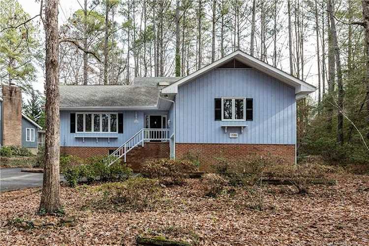 1459 W Carolina Dr Sanford, NC 27332