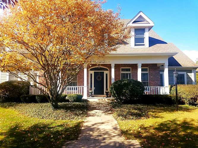 39W928 N Robert Frost Circle St. Charles, IL 60175 | MLS 10547027 Photo 1