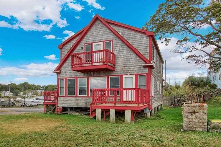 18 Bayswater Road Quincy, MA 02169