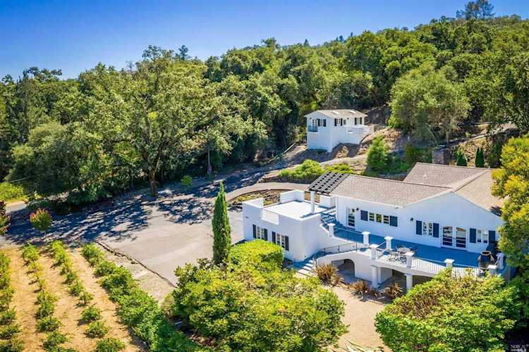 3029 Foothill Boulevard Calistoga, CA 94515