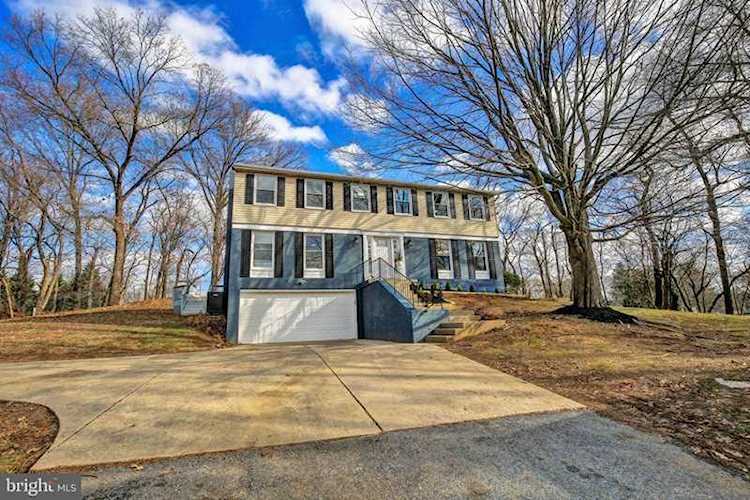 3405 Woodridge Ct Bowie, MD 20721