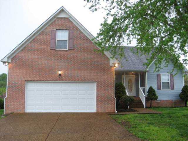 2611 Danbury Cir Spring Hill, TN 37174 | MLS 2101772 Photo 1