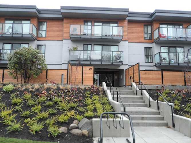 215 Mowat Street #306 New Westminster, BC V3M 4B1