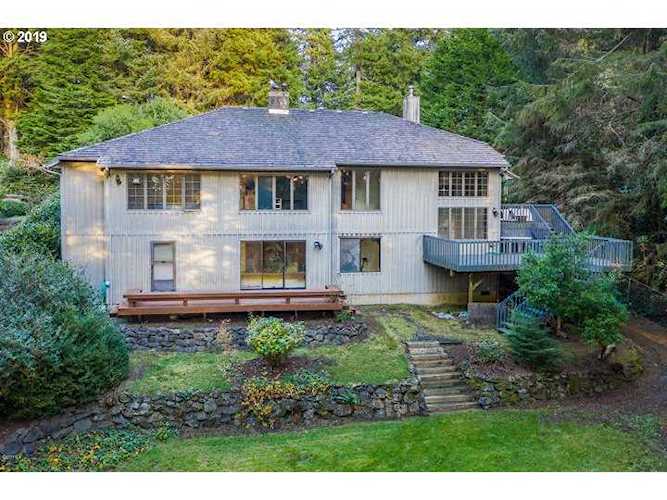 548 NE Golf Course Dr Newport, OR 97365