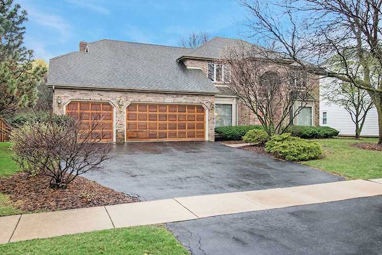 1004 Conan Doyle Rd Naperville, IL 60564