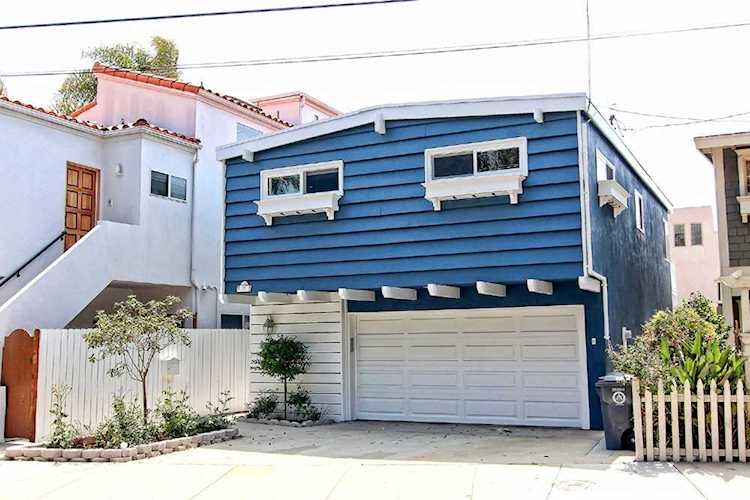 905 N Valley Drive in Manhattan Beach, CA - MLS# SB19283880 Photo 1