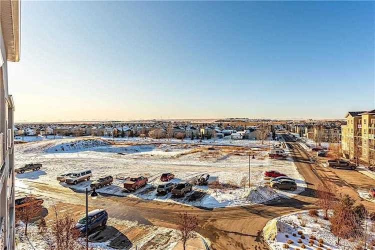 700 Willowbrook Road NW #2420 Airdrie, AB T4B 0L5