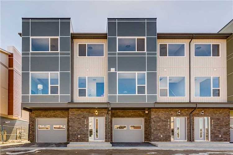 70 Saddlestone Drive NE #201 Calgary, AB T3J 0W4
