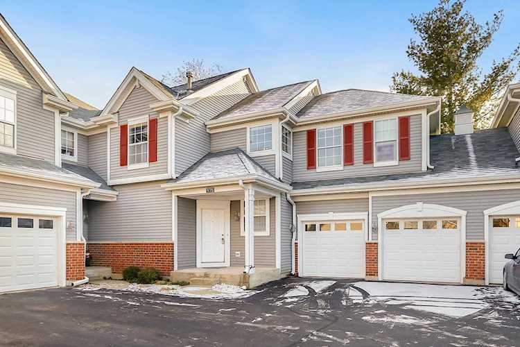 1775 Landreth Ct Aurora, IL 60504