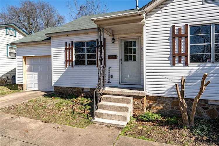 1111 25th St Fort Smith Ar 72901 Mls 1030337
