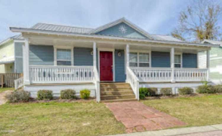 315 Gabrielle Ln Panama City, FL 32404