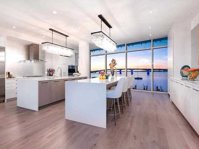 280 Golden Gate Point Sarasota, FL 34236
