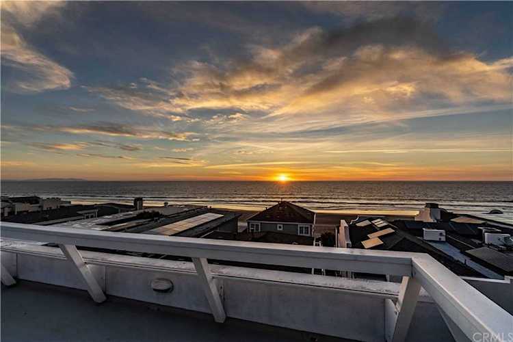 113 30th Place Manhattan Beach, CA 90266