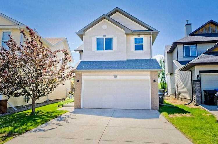 112 Cougar Ridge Circle SW Calgary, AB T3H 5R7