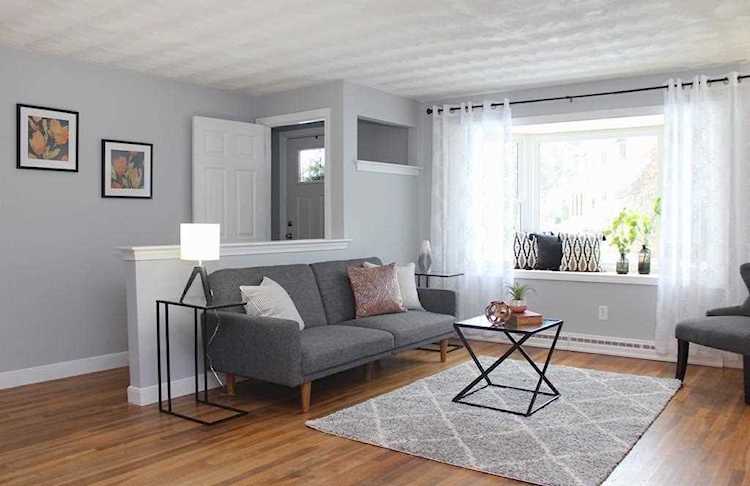 27 Crystal Cir Burlington, MA 01803
