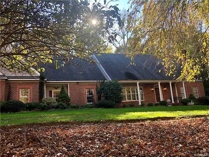 11801 Young Manor Dr Midlothian, VA 23113 | MLS 1939187 Photo 1