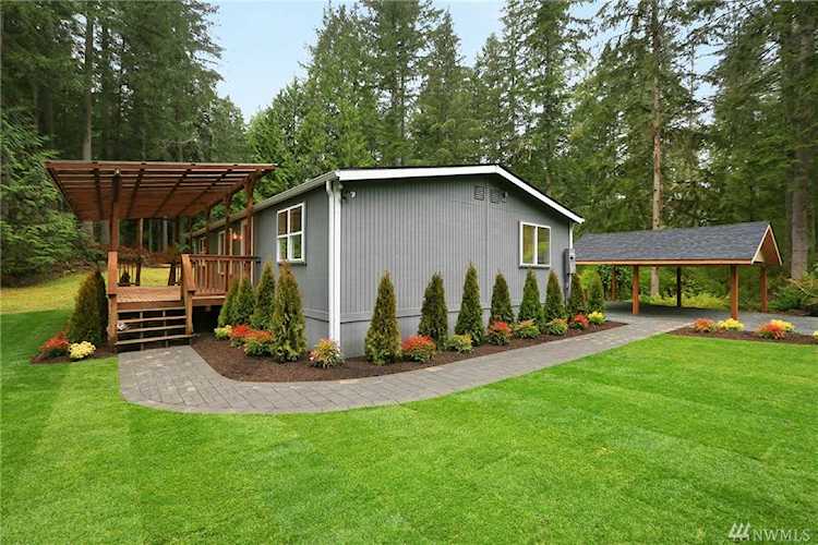 10806 322nd Ave NE Carnation, WA 98014