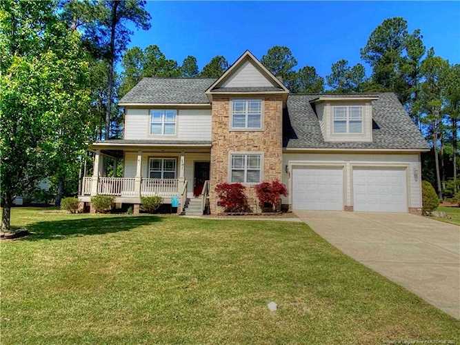 320 Orchard Falls Dr Spring Lake, NC 28390