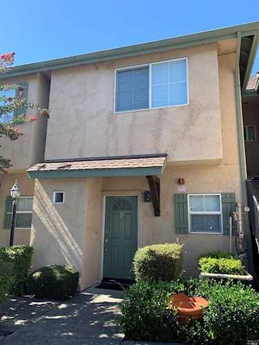 23 Bridgegate Way Napa, CA 94559 | MLS 21925553 Photo 1