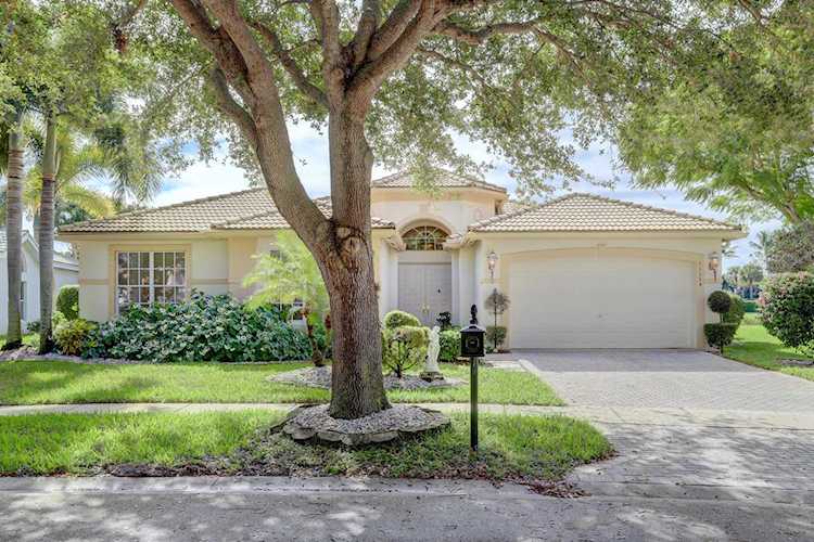 11104 Malaysia Circle Boynton Beach, FL 33437