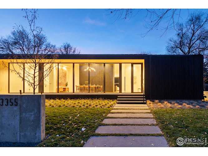 3355 Vista Dr Boulder, CO 80304