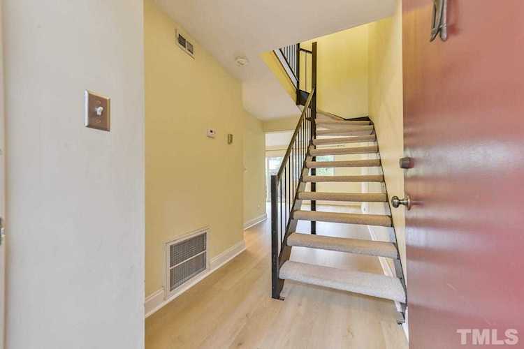 220 Elizabeth Street #C 11 Chapel Hill, NC 27514 | MLS 2288644 Photo 1