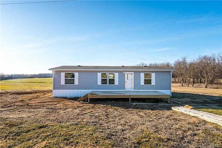 1301 Green Rd. SE Elizabeth, IN 47117