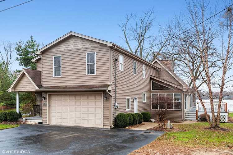 25655 W Marion Ave Ingleside, IL 60041
