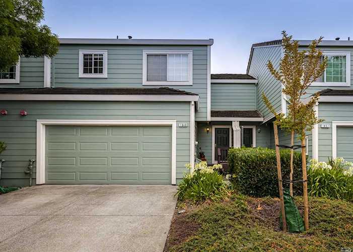 1849 Carneros Circle Circle Petaluma, CA 94954 | MLS 21919188 Photo 1