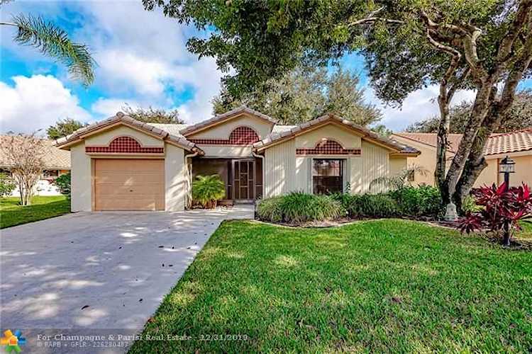 8500 Leeway Ln Boynton Beach, FL 33436