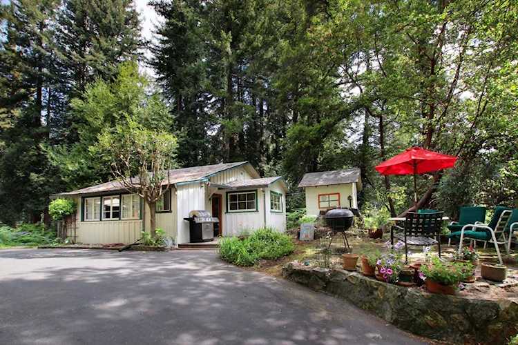 846 Hillcrest Drive Felton, CA 95018 | MLS 52193347 Photo 1