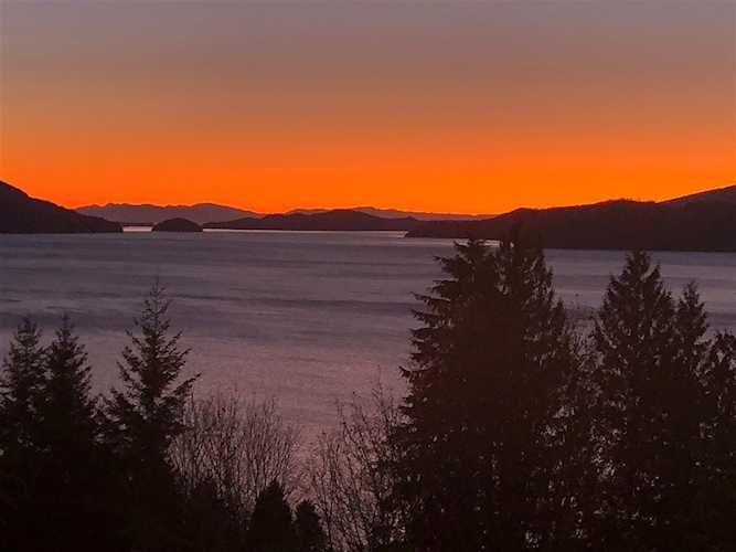 280 Bayview Road Lions Bay, BC V0N 2E0