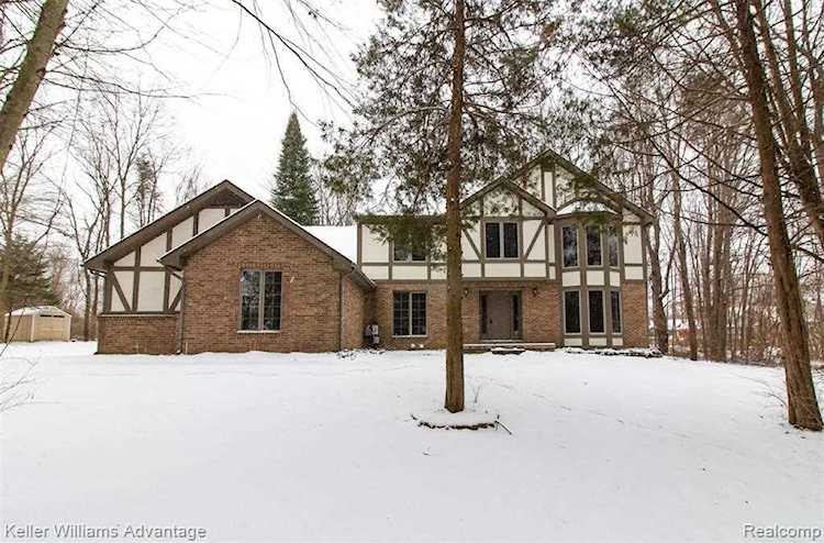11536 Ridge Rd Green Oak Twp, MI 48178