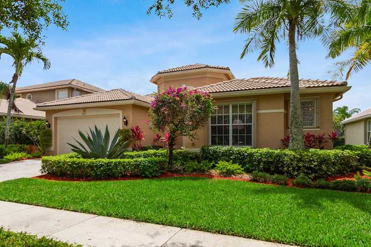 19674 Estuary Drive Boca Raton, FL 33498