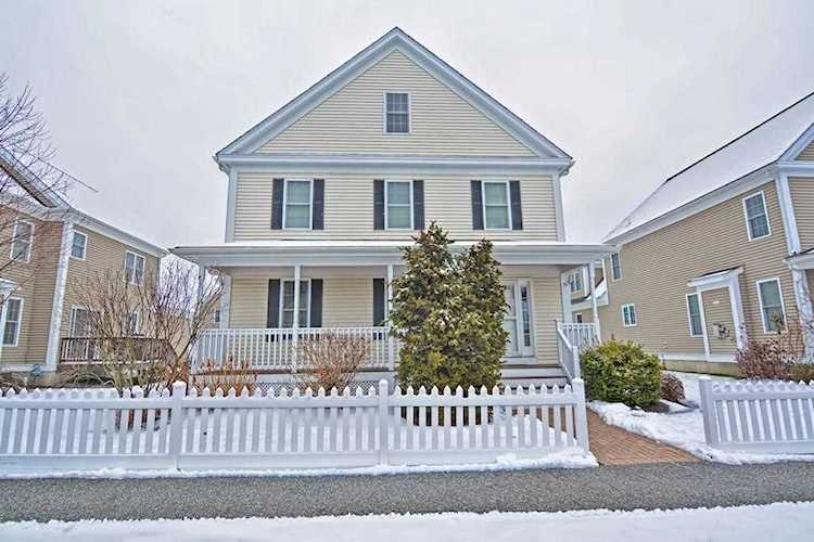 39 Orchard #39 Stow, MA 01775